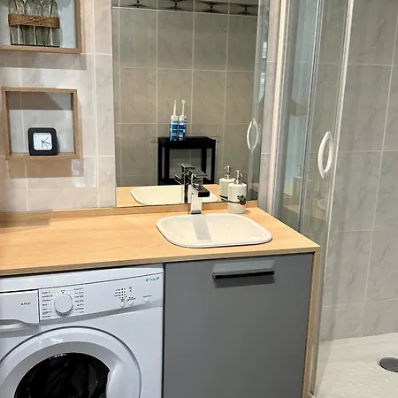 Appartement 2 Pieces, Balcon, Proche Centre-ville Cabourg, 4 Pers, Parking Securise - Fr-1-487-360 *