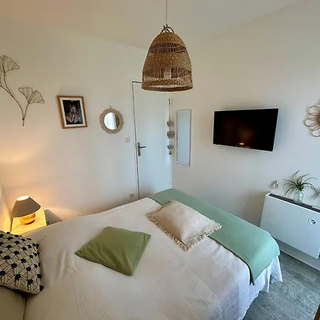 2 Pieces, Balcon, Proche Centre-ville Cabourg, 4 Pers, Parking Securise - Fr-1-487-360 *