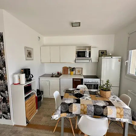 2 Pieces, Balcon, Proche Centre-ville Cabourg, 4 Pers, Parking Securise - Fr-1-487-360